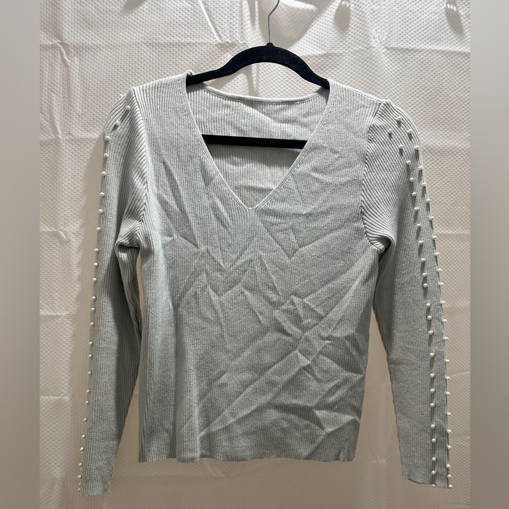 Light Gray V-Neck Sweater with Pearl Detailing